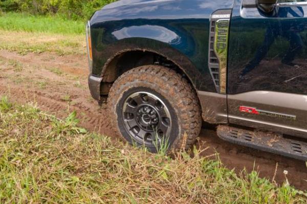 2023 Ford Super Duty Tremor