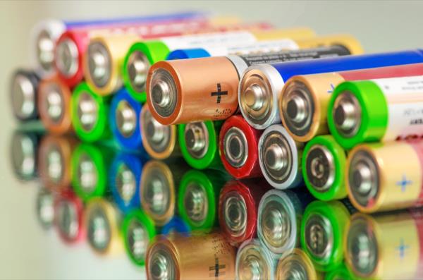 Batteries, things you shouldn't store in your ba<em></em>sement