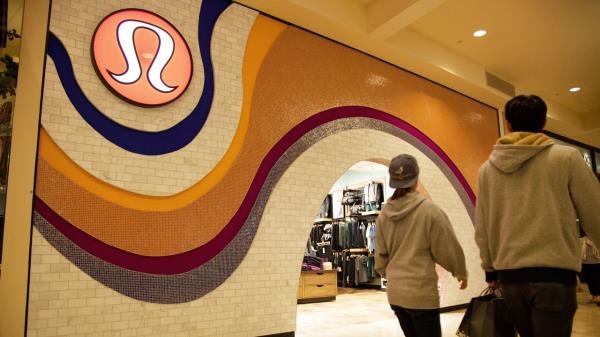 Lululemon boosts outlook as earnings and sales easily beat expectations