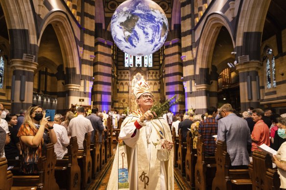 Dr Philip Freier delivers Easter mass at St Paul’s Cathedral last year.