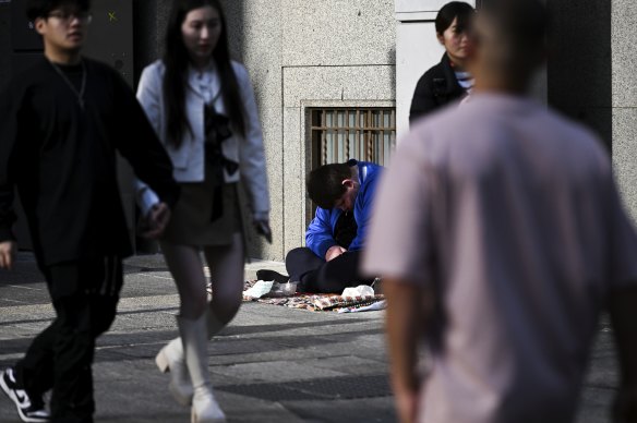 Hundreds of people sleep rough across Brisbane every day. 