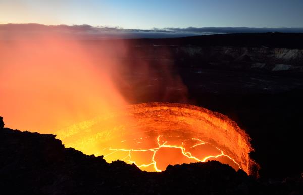 Hawaii Volcanoes Natio<em></em>nal Park Magical Destinations