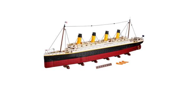 Lego Titanic